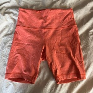 Wunder train 8” shorts